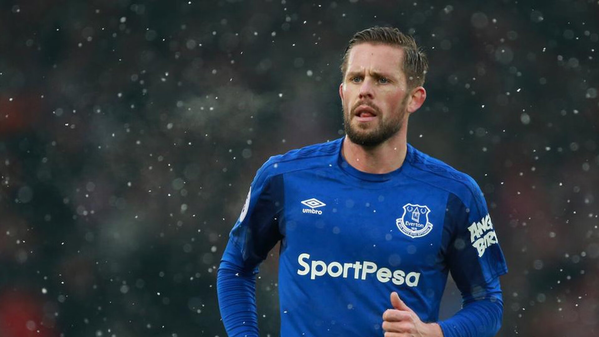 南特队主场平局，球队实力有待提升，南特队主帅