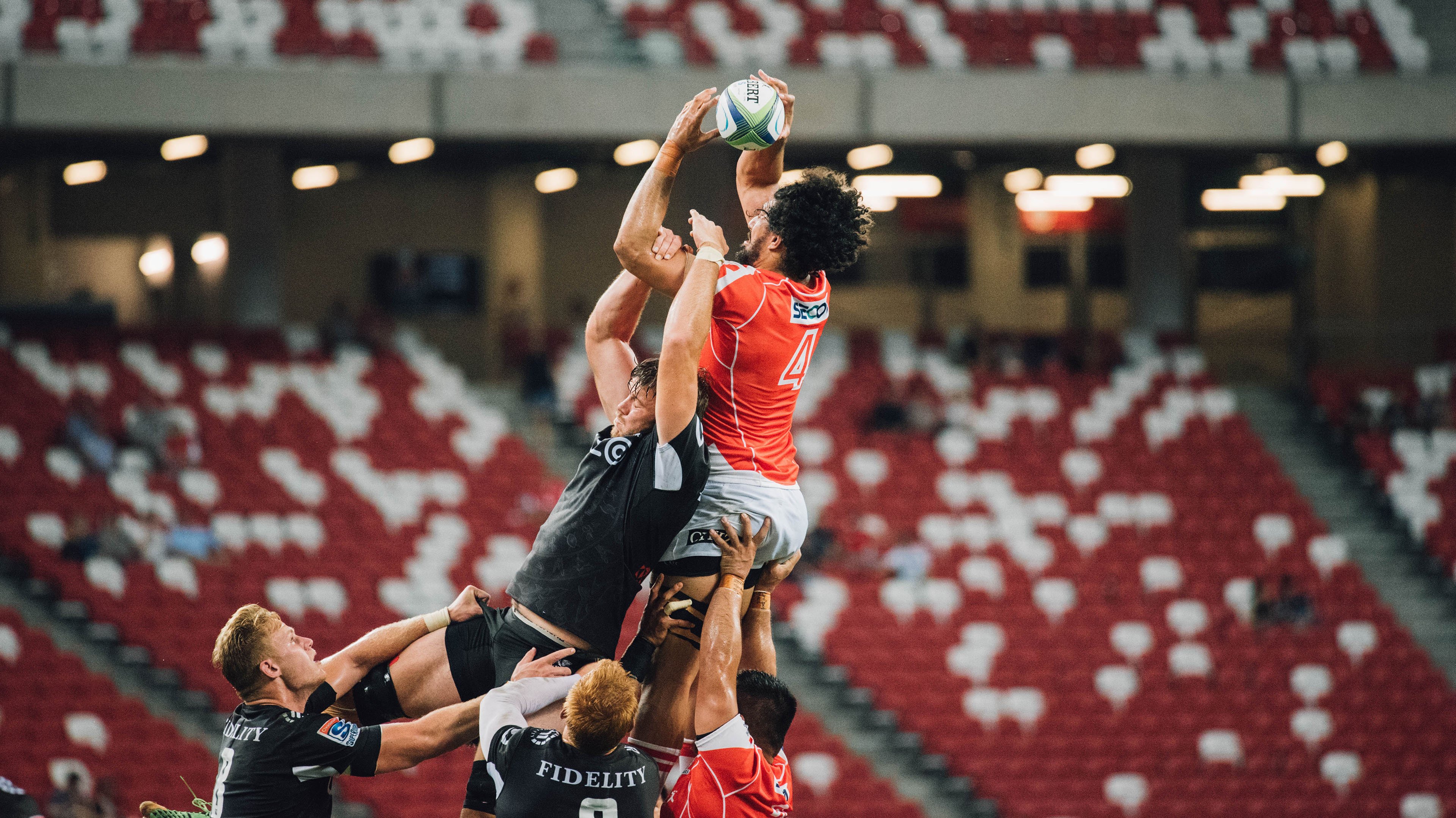 最后一圈的逆袭：逆流而上的赢家，最后一名的逆袭