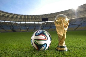 开云入口-“荒野狂飙：沙丘上演的生死极速追逐”，荒野赛车狂飙